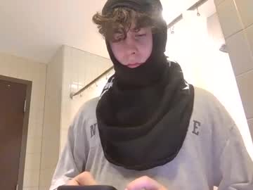 Cam for roomfullofcum__