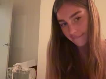 Cam for akinkykittyy