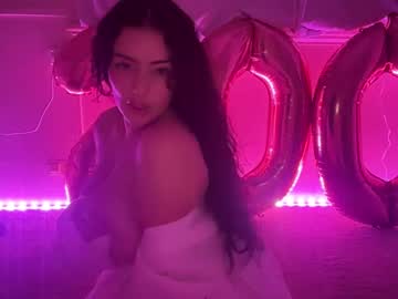 Cam for cuddlymoana
