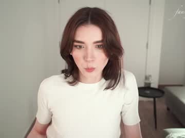 Cam for luna_ai