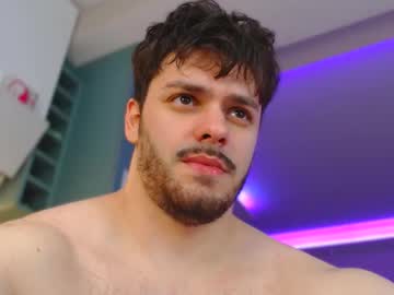Cam for hotpolishsausage