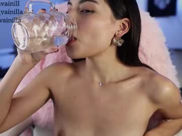 Cam for vanilla_velvet