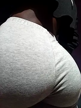 Stripchat Sex Cam for julietunderwoood