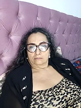 Stripchat Sex Cam for AlessandraLeroy