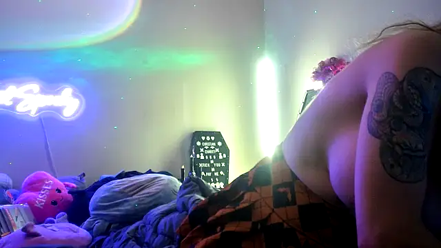 Stripchat Sex Cam for ellenbluejay
