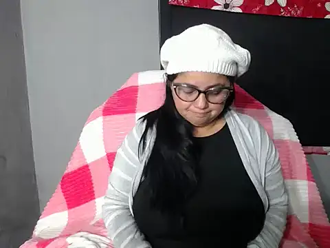 Stripchat Sex Cam for Luisana-medina