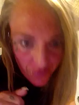 Stripchat Sex Cam for karena1982