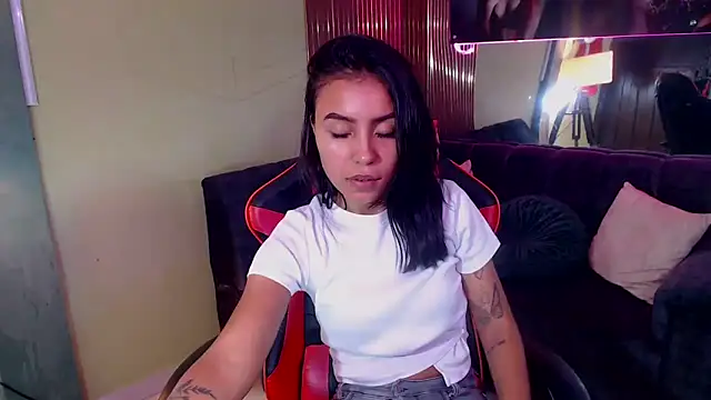 Stripchat Sex Cam for julieta_fn
