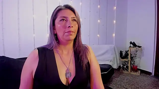 Stripchat Sex Cam for MichelleManson