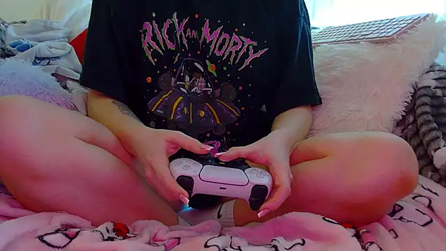 Stripchat Sex Cam for Little-Red21