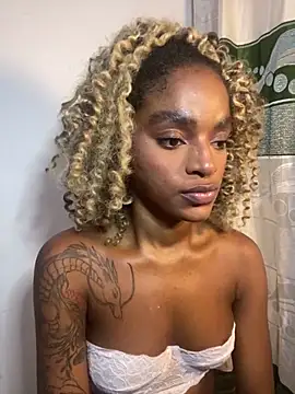 Stripchat Sex Cam for Zizi_Campbel
