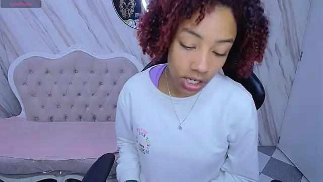 Stripchat Sex Cam for Violeth_b