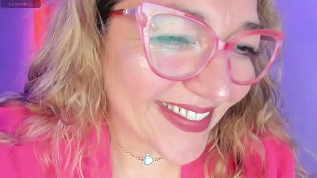 Stripchat Sex Cam for Naty_Mature_
