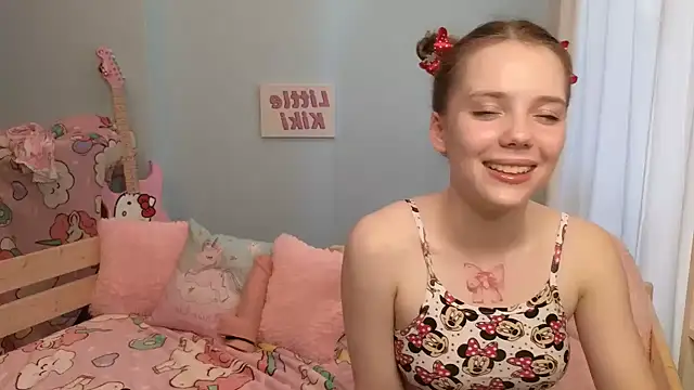 Stripchat Sex Cam for PrincessLittleKiki