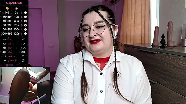 Stripchat Sex Cam for Kira_fire