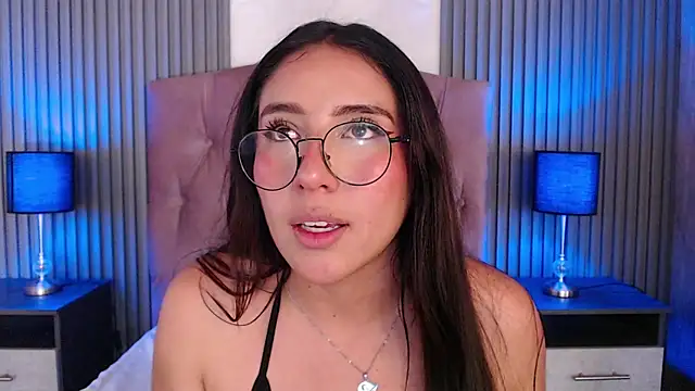 Stripchat Sex Cam for Bonnali_lune