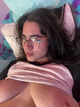 Stripchat Sex Cam for ZarahEvans