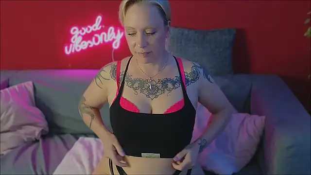 Stripchat Sex Cam for JaninaSecret
