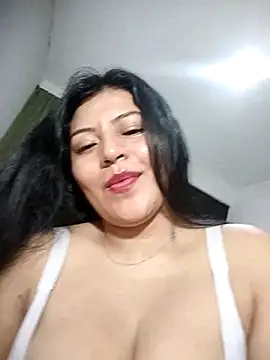 Stripchat Sex Cam for Laura--oo
