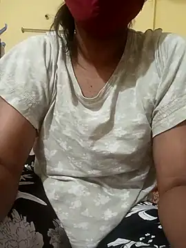 Stripchat Sex Cam for telugu_parrot