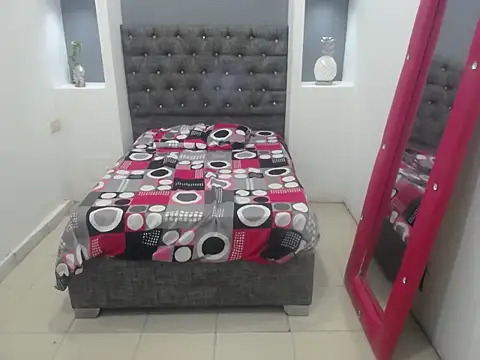 Stripchat Sex Cam for BrunetteLatynx