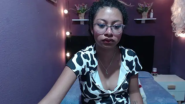 Stripchat Sex Cam for leila_98