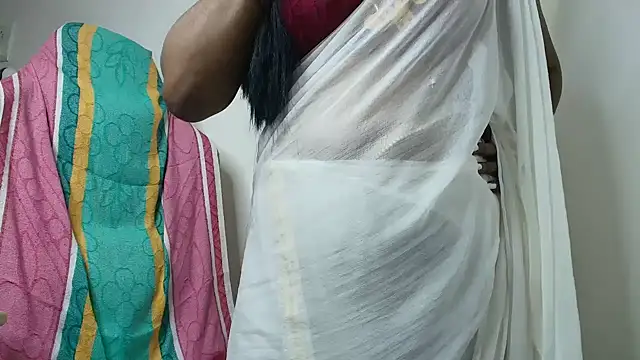 Stripchat Sex Cam for tamilswetha_telugu