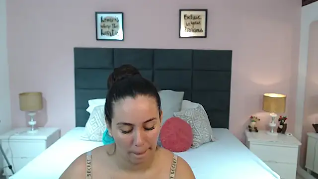 Stripchat Sex Cam for MadisonJenner