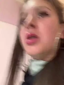 Stripchat Sex Cam for Adhara_cambell