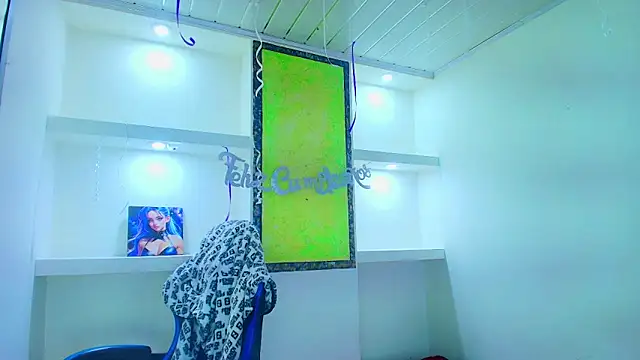 Stripchat Sex Cam for miaa_scott7