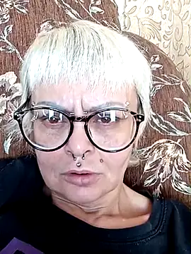 Stripchat Sex Cam for Gardener_of_Illusions