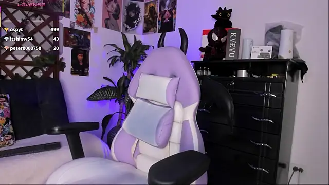 Stripchat Sex Cam for naomi_russo_