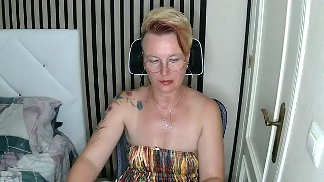 Stripchat Sex Cam for xxNoeliaxx