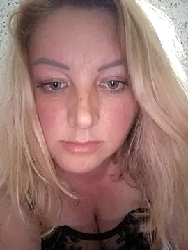 Stripchat Sex Cam for Snowball3021
