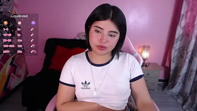 Stripchat Sex Cam for michell_petty01