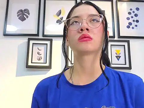 Stripchat Sex Cam for ItzaBlackwell