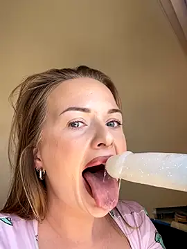 Stripchat Sex Cam for ElenaRebelle