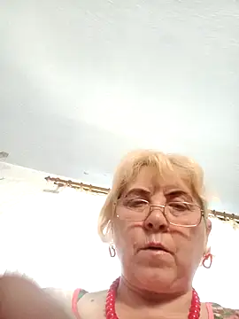 Stripchat Sex Cam for ElenaBeautiful48