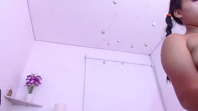 Stripchat Sex Cam for Roxy_Stonee