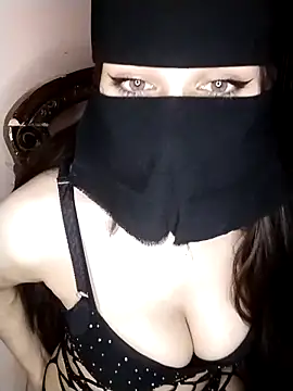Stripchat Sex Cam for Qamarr