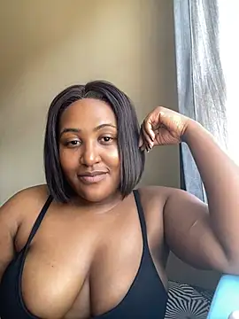 Stripchat Sex Cam for yummydoll97