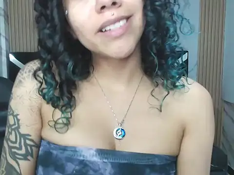 Stripchat Sex Cam for MauVixen_v