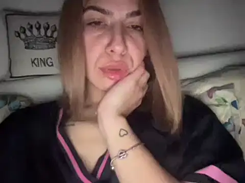Stripchat Sex Cam for sarrah_rossy