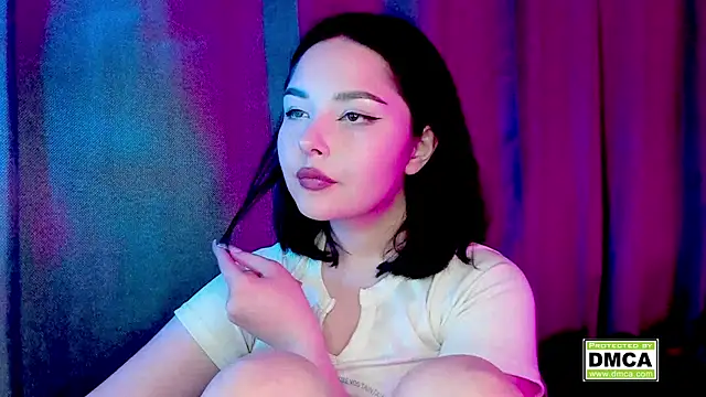 Stripchat Sex Cam for NastyKikii