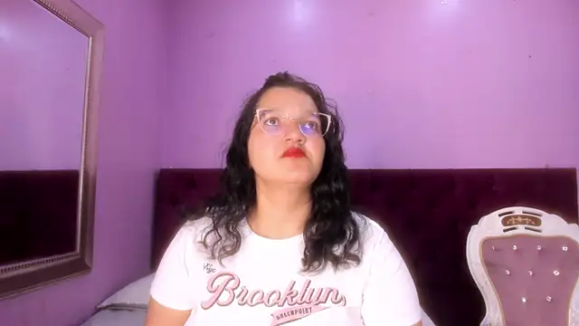 Stripchat Sex Cam for Lilly_Rousee