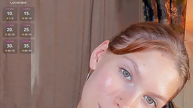 Stripchat Sex Cam for KyraConze
