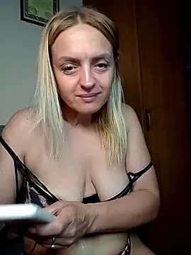 Stripchat Sex Cam for Ami_Foxy