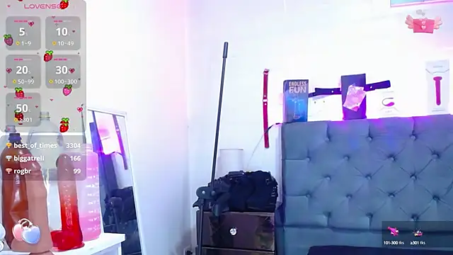 Stripchat Sex Cam for louise_nails