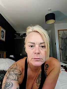 Stripchat Sex Cam for Redfox_9