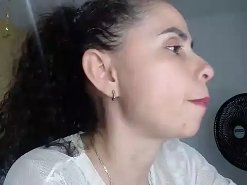 Stripchat Sex Cam for luxdiana10